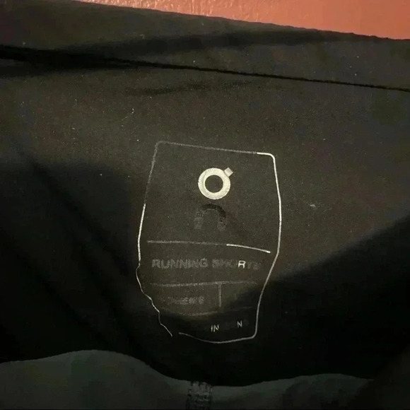 QC Running Shorts Women Size L - Picture 4 of 7